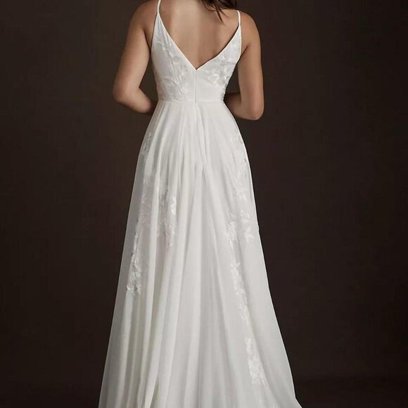 BHLDN BONAIRE GOWN v-neck, embroidered wedding dress - Picture 4 of 6